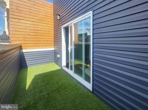 429 Tasker Street, Philadelphia PA 19148