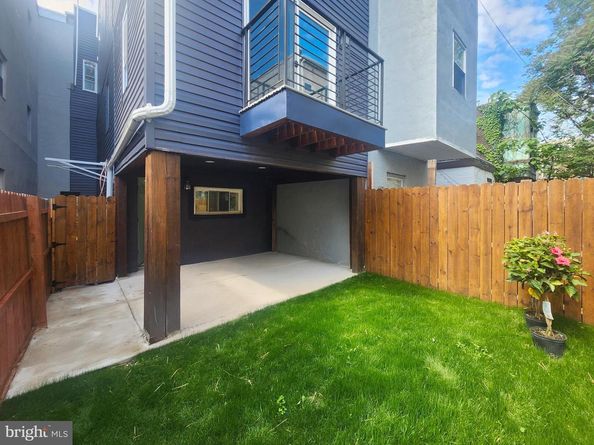 429 Tasker Street, Philadelphia PA 19148