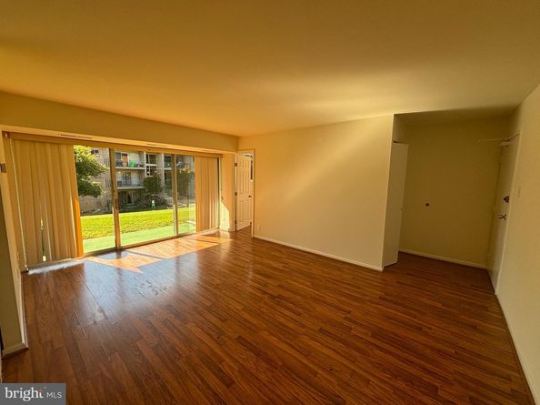 3706 N Rosser Street T2, Alexandria VA 22311