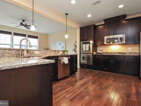 102 Pearl Street, Herndon VA 20170