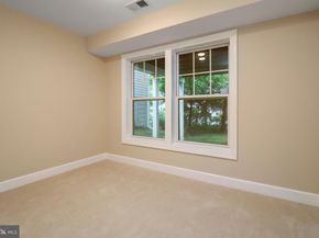 102 Pearl Street, Herndon VA 20170