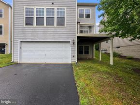 102 Pearl Street, Herndon VA 20170