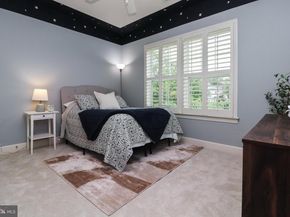 102 Pearl Street, Herndon VA 20170