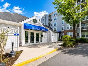 10300 Appalachian Circle 109, Oakton VA 22124
