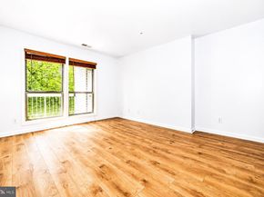 10300 Appalachian Circle 109, Oakton VA 22124