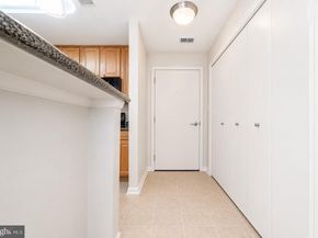 10300 Appalachian Circle 109, Oakton VA 22124