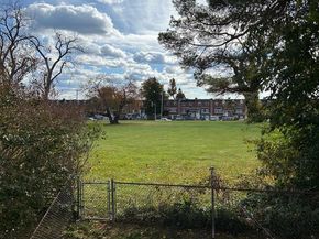 12513 Chilton Road, Philadelphia PA 19154