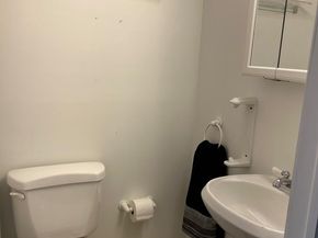 12513 Chilton Road, Philadelphia PA 19154