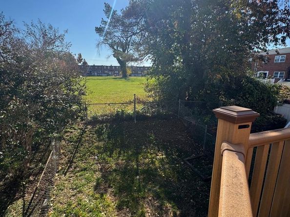 12513 Chilton Road, Philadelphia PA 19154