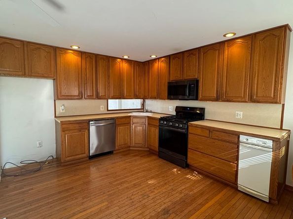 12513 Chilton Road, Philadelphia PA 19154