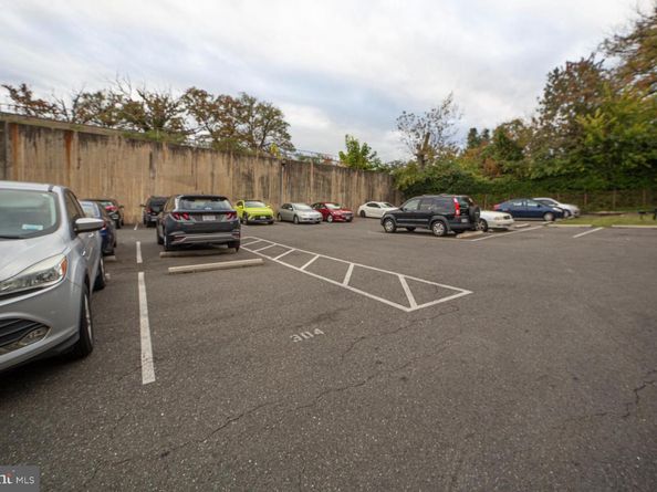 7054 Eastern Avenue NW 304, Washington DC 20012