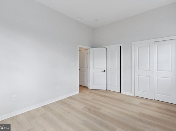 2800 Bridge Street, Philadelphia PA 19137