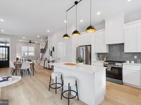 2800 Bridge Street, Philadelphia PA 19137