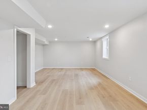 2800 Bridge Street, Philadelphia PA 19137