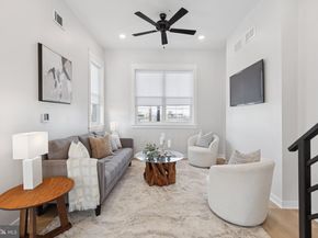 2800 Bridge Street, Philadelphia PA 19137