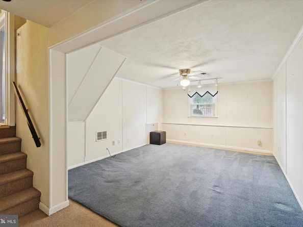 11 Linden Drive, Broomall PA 19008