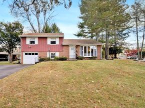 11 Linden Drive, Broomall PA 19008