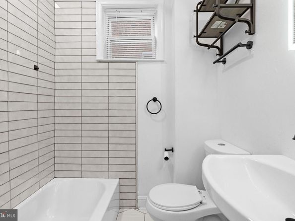 22 N Front Street, Darby PA 19023