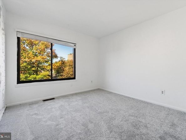 855 N 28TH Street B, Philadelphia PA 19130