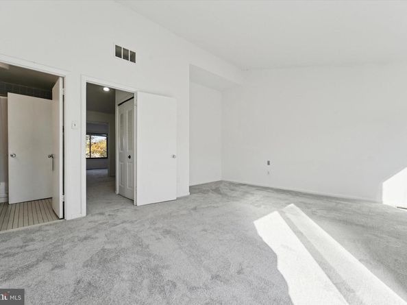 855 N 28TH Street B, Philadelphia PA 19130