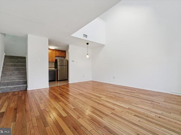 855 N 28TH Street B, Philadelphia PA 19130