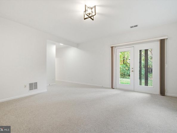 3116 White Daisy Place, Fairfax VA 22031