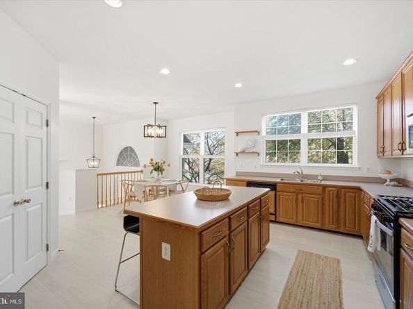 3116 White Daisy Place, Fairfax VA 22031