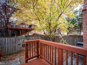 11103 Candlelight Lane, Potomac MD 20854