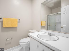 11103 Candlelight Lane, Potomac MD 20854