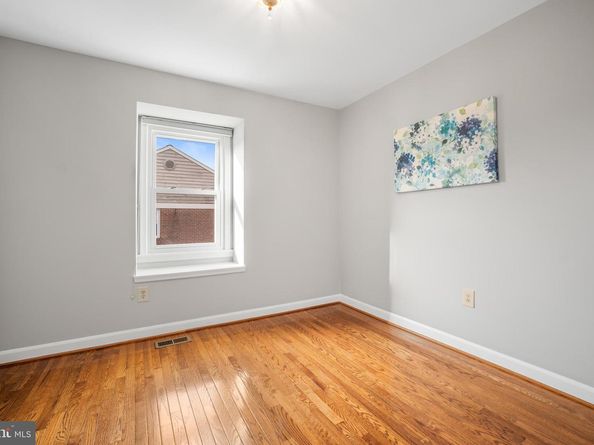 11103 Candlelight Lane, Potomac MD 20854