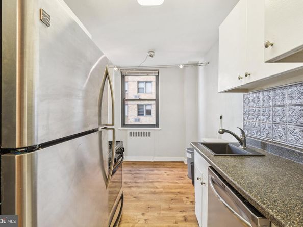 2601 Pennsylvania Avenue 604, Philadelphia PA 19130