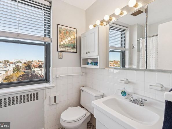 2601 Pennsylvania Avenue 604, Philadelphia PA 19130