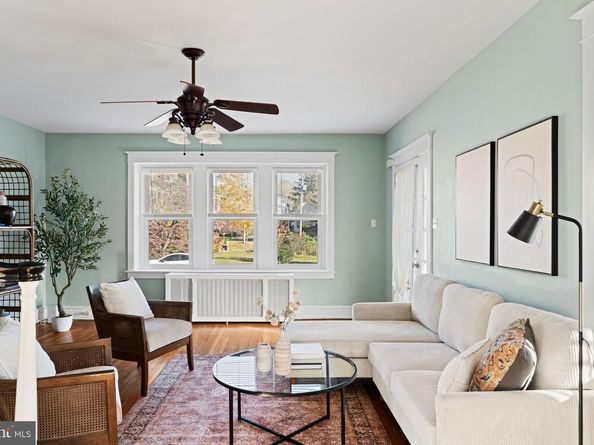 5 Erdenheim Road, Glenside PA 19038