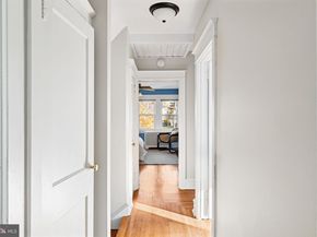 5 Erdenheim Road, Glenside PA 19038