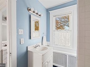 5 Erdenheim Road, Glenside PA 19038