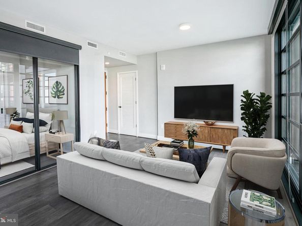 1300 4TH Street SE 901, Washington DC 20003