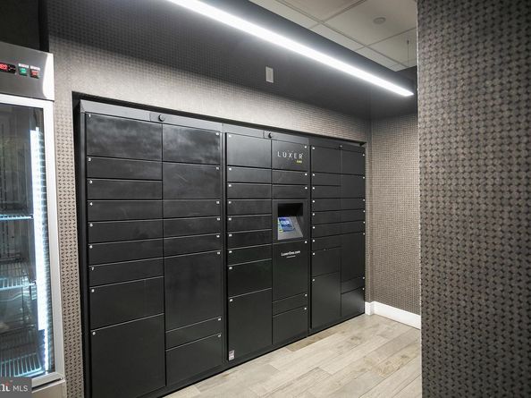 1300 4TH Street SE 901, Washington DC 20003