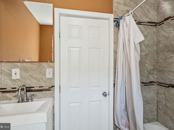 1612 Fontain Street, Philadelphia PA 19121