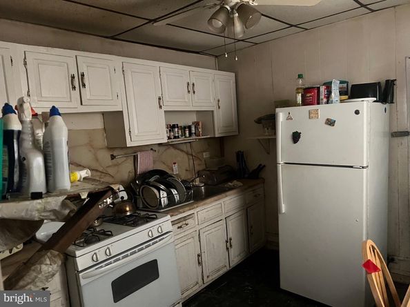 3008 W Colona Street, Philadelphia PA 19132