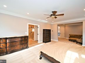 19 Goldney, Newtown PA 18940