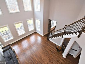 19 Goldney, Newtown PA 18940