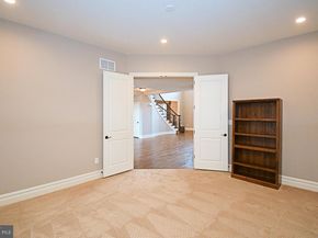 19 Goldney, Newtown PA 18940