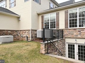 19 Goldney, Newtown PA 18940