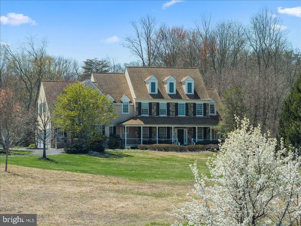 1568 Sackettsford Road, Ivyland PA 18974