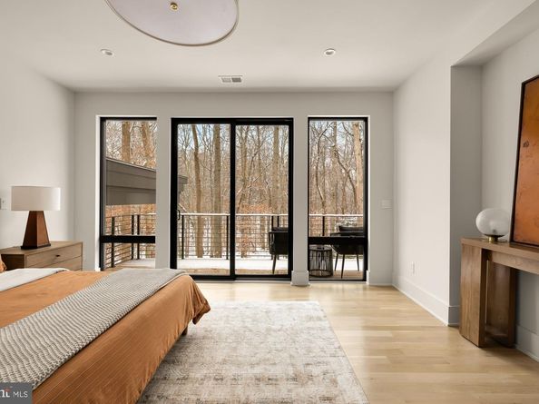 6916 Carmichael Avenue, Bethesda MD 20817