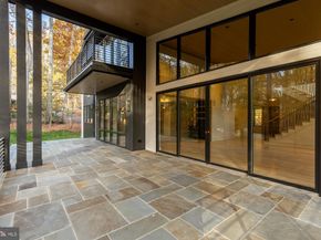 6916 Carmichael Avenue, Bethesda MD 20817