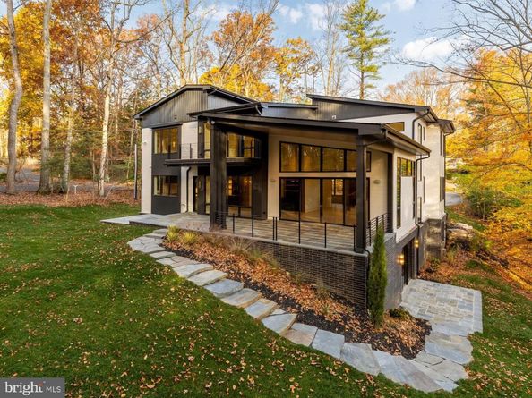 6916 Carmichael Avenue, Bethesda MD 20817