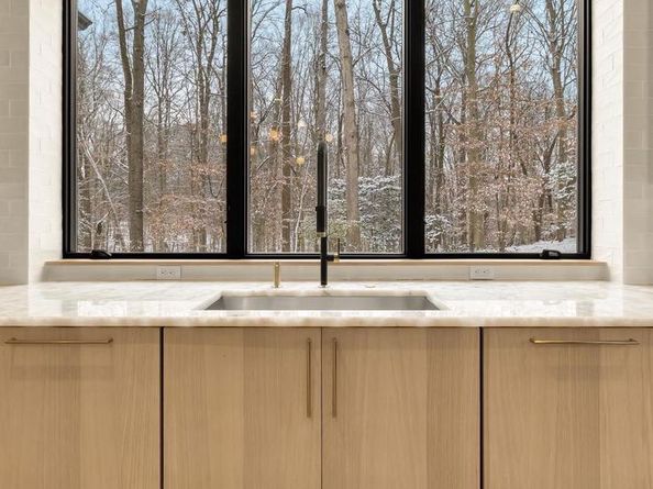 6916 Carmichael Avenue, Bethesda MD 20817