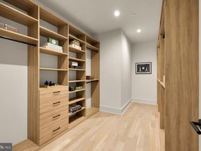 6916 Carmichael Avenue, Bethesda MD 20817