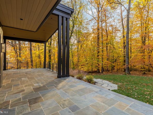 6916 Carmichael Avenue, Bethesda MD 20817